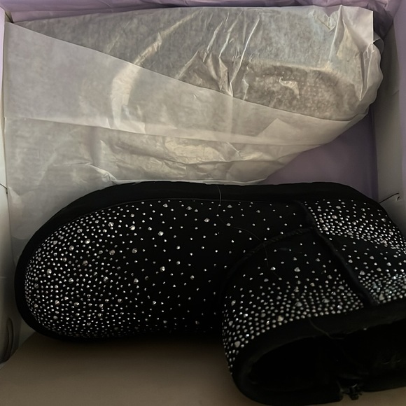 NEW!!!! Madden Girl Platform Rhinestone Bootie Black Kids Size 5 Women’s size 7 - Picture 6 of 12